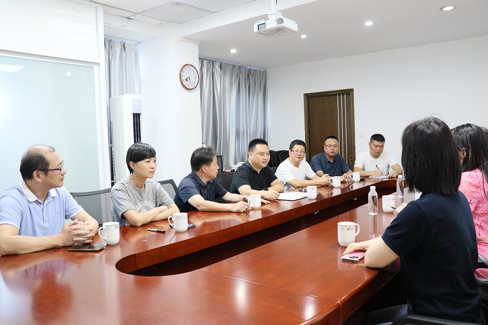 福建商贸学校、用友新道公司赴福建供销集团交流座谈